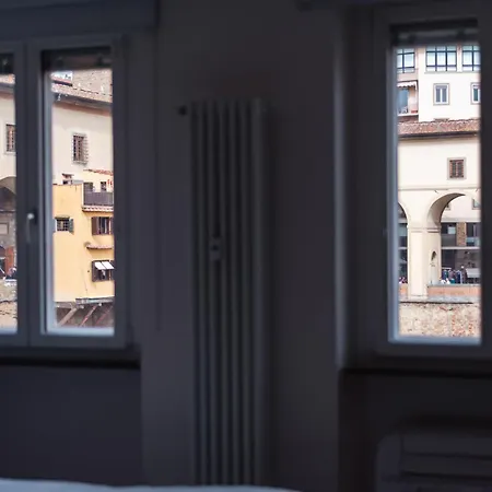 B52 Con Vista Apartment